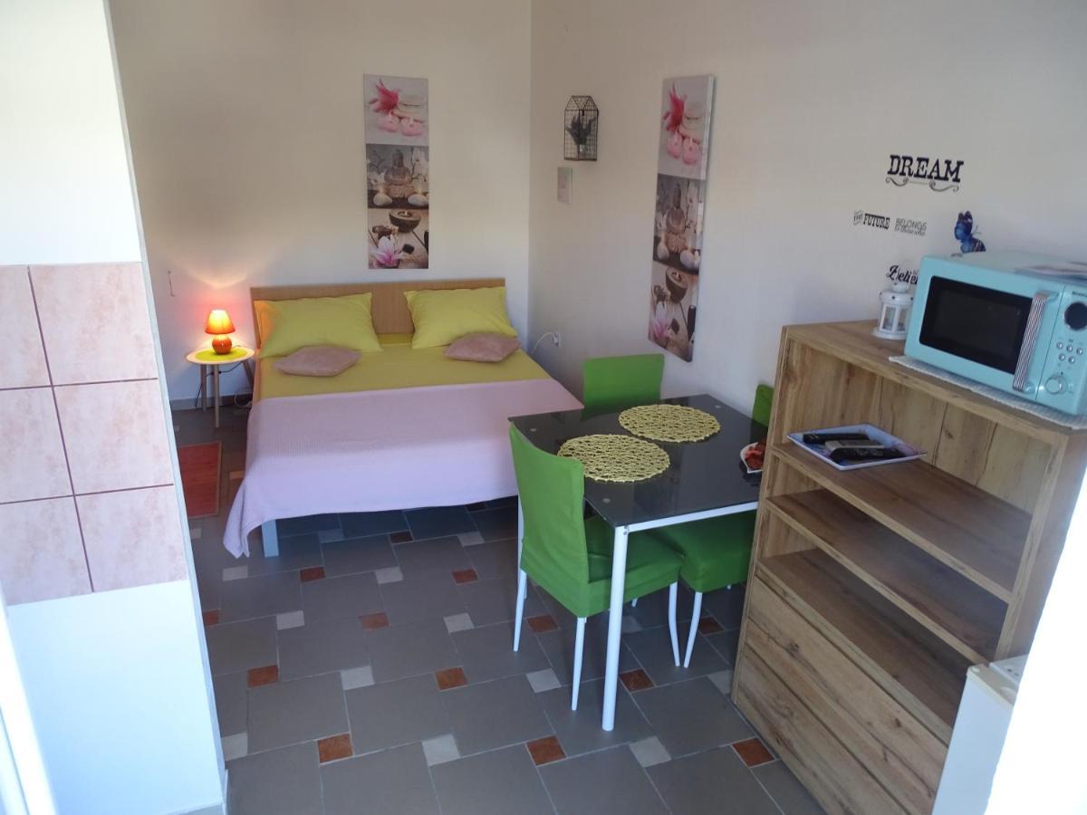 Apartments Sime Dinjiška Εξωτερικό φωτογραφία