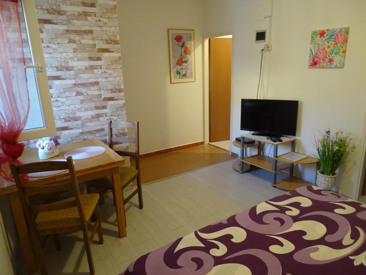 Apartments Sime Dinjiška Εξωτερικό φωτογραφία