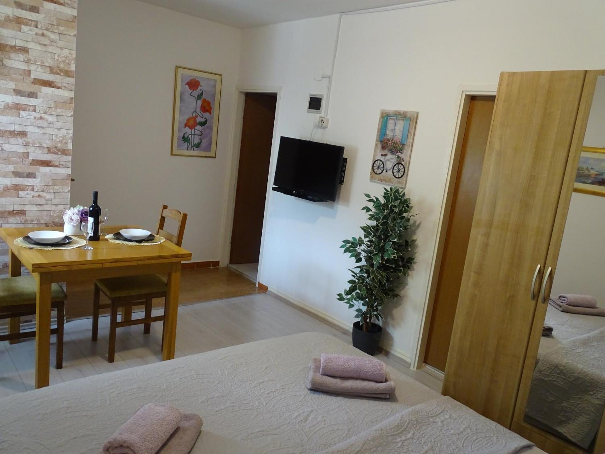 Apartments Sime Dinjiška Εξωτερικό φωτογραφία