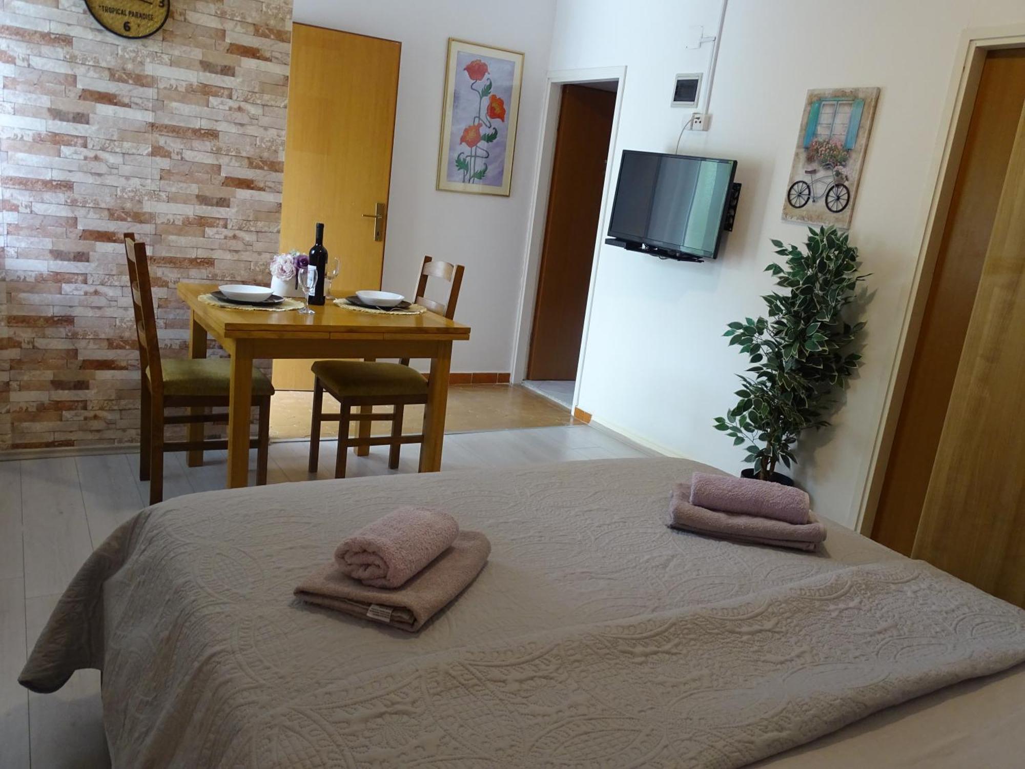 Apartments Sime Dinjiška Εξωτερικό φωτογραφία